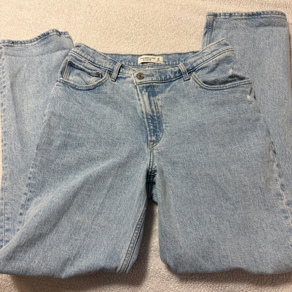 Abercrombie 90s Straight Ultra High Rise Jeans Criss Cross Waist Light Blue A&F - Picture 14 of 15